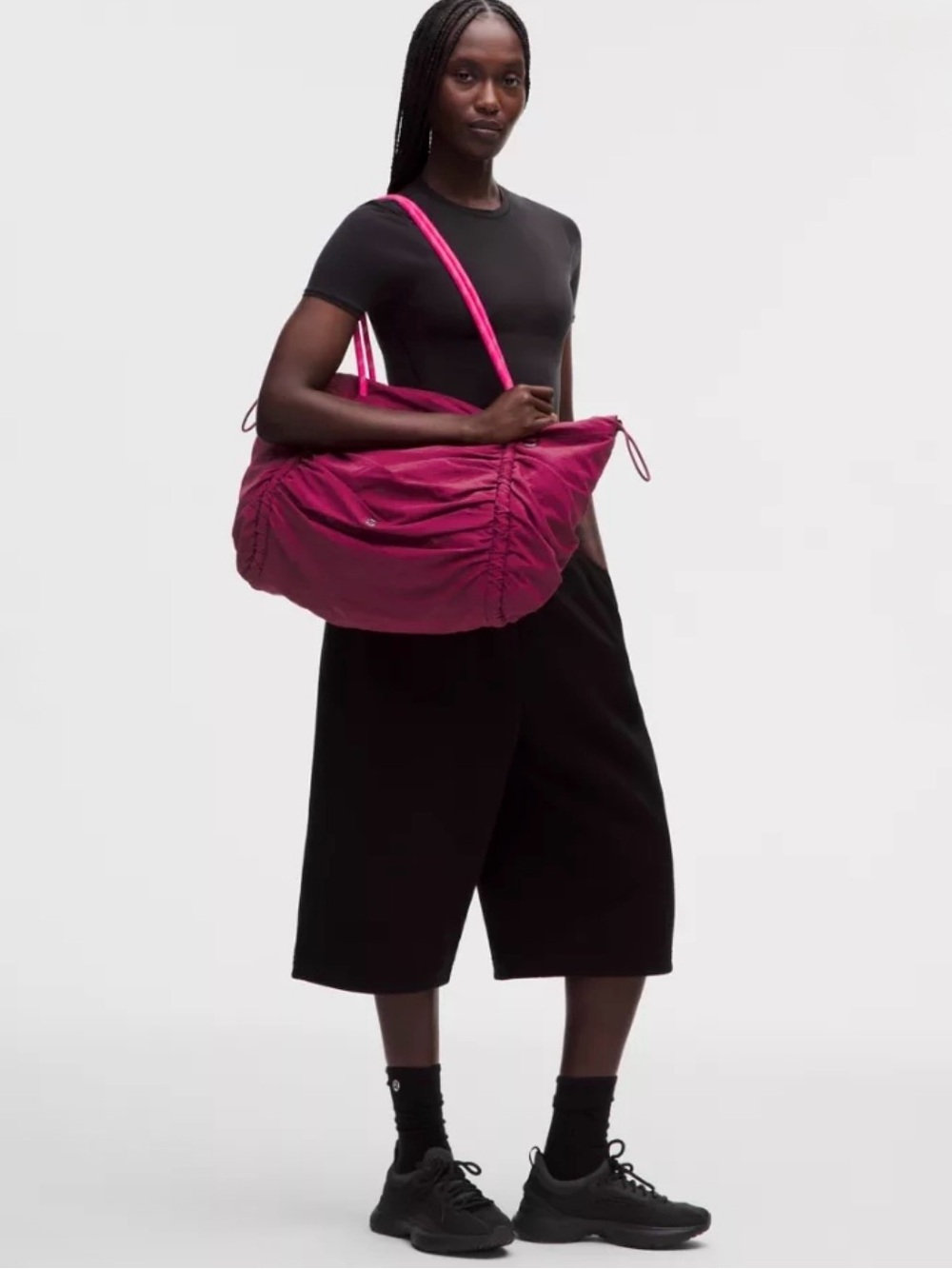 Lululemon Ruched Tote Raspberry Rave - Picture 4 of 12